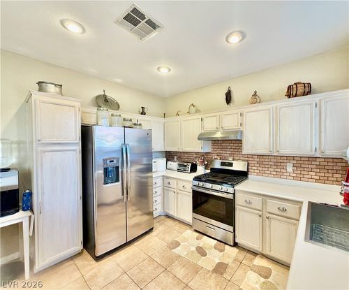3156 Chambord Street, Las Vegas, NV, 89117 | Card Image
