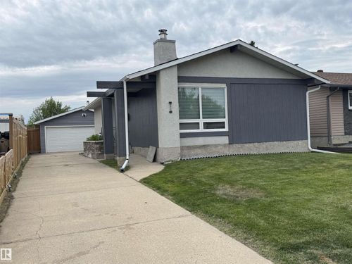 9413 80 St, Fort Saskatchewan, AB, T8L3R5 | Card Image