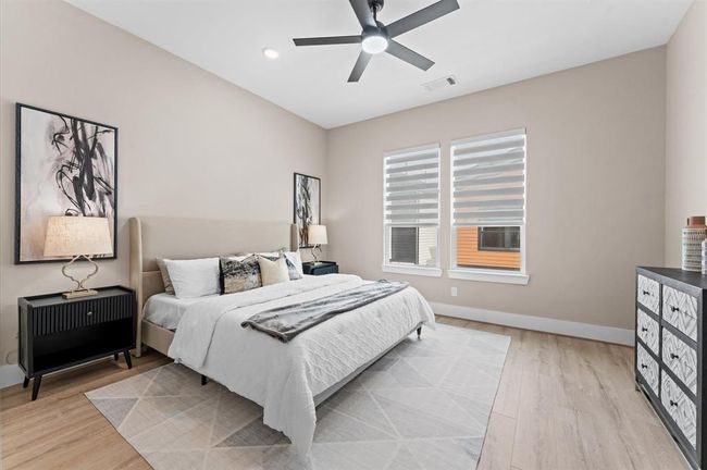 K - 4013 Griggs Rd, House other with 3 bedrooms, 4 bathrooms and 2 parking in Houston TX | Image 19