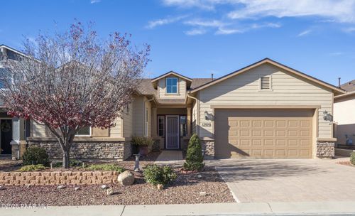 12824 E De La Cruz St, Dewey-Humboldt, AZ, 86327-7267 | Card Image