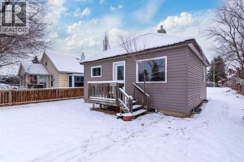 5603 50 Ave, Lloydminster, SK, S9V0R3 | Card Image