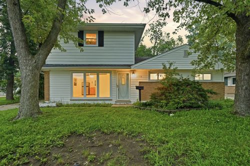 136 Well St, Park Forest, IL, 60466-1331 | Card Image
