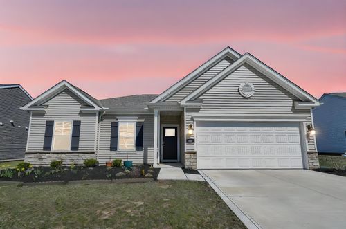 334 Mannaseh Dr W, Granville, OH, 43023-7518 | Card Image