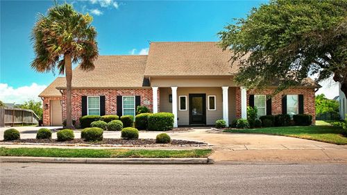 316 Pebble Beach Dr, Portland, TX, 78374-4004 | Card Image