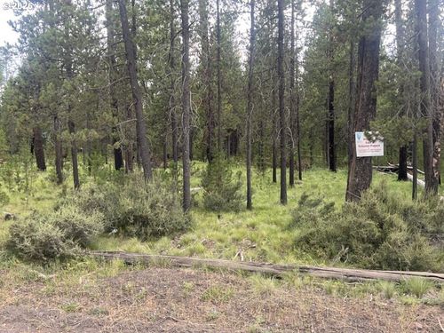 55975 Savage Dr, Bend, OR, 97707-2214 | Card Image