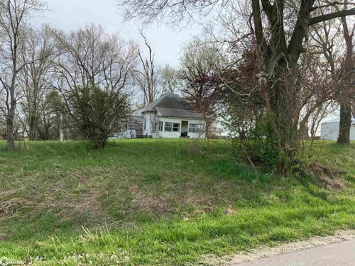2768 194th St, Woodbine, IA, 51579-5002 | Card Image