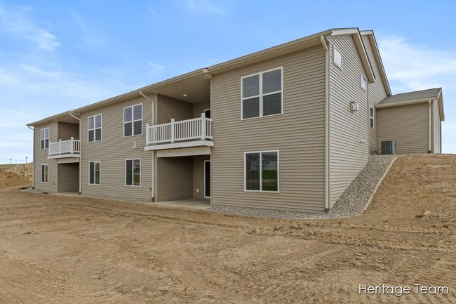 58 - 3446 S Riverwalk Dr, Condo with 2 bedrooms, 2 bathrooms and null parking in Hamilton MI | Image 21