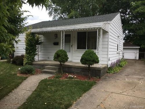 2047 Romeo St, Ferndale, MI, 48220-1535 | Card Image