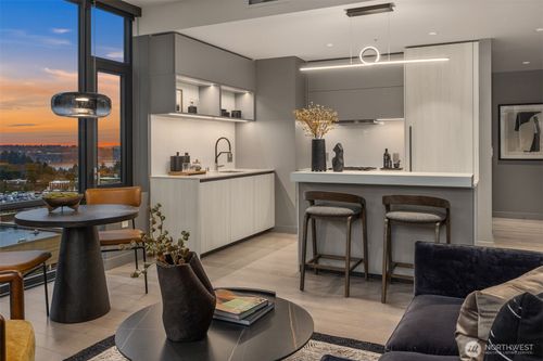 unit-1410-889 Avenue Sq Ne, Bellevue, WA, 98004-6413 | Card Image