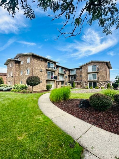 3a-9048 W 140th Street W, Orland Park, IL, 60462 | Card Image