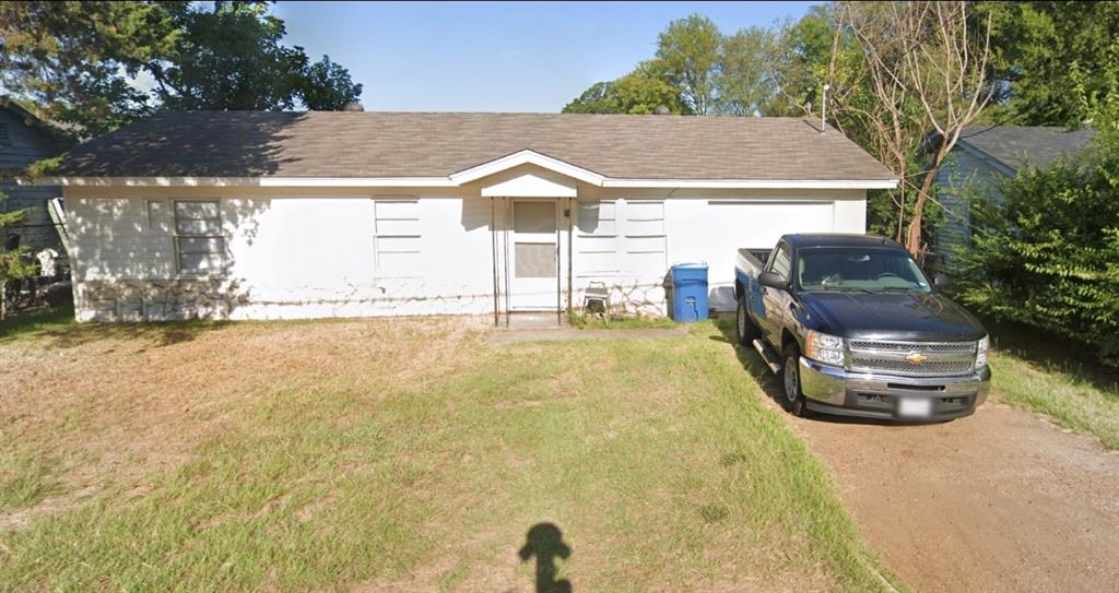 Fairfield St, Marshall, TX 75672