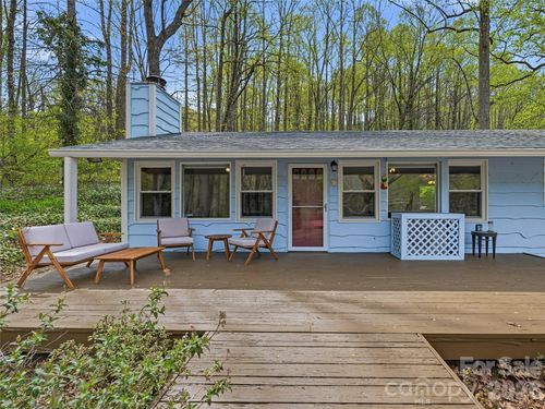 36 Dogwood Dr, Maggie Valley, NC, 28751-8733 | Card Image
