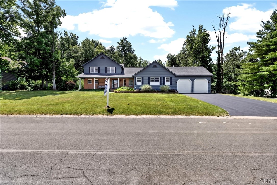 Residential in Lysander 2