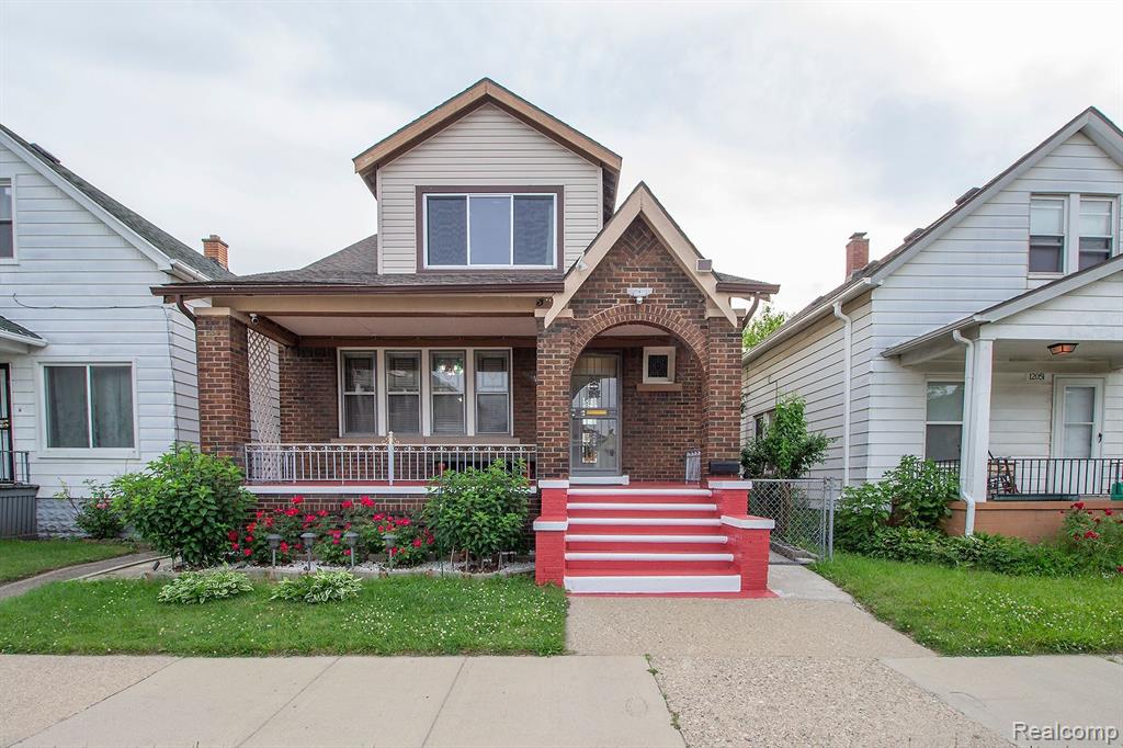 Gallagher St, Hamtramck, MI 48212