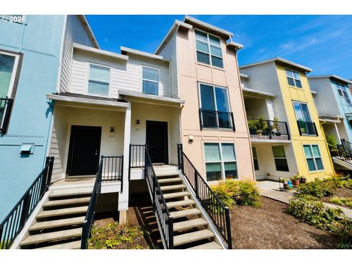 213-2004 Ne Cadbury Ave, Hillsboro, OR, 97006-7574 | Card Image