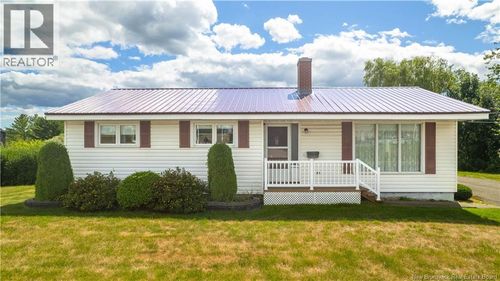 10 Rte 170, Saint Stephen, NB, E3L2Y8 | Card Image