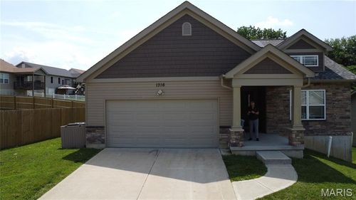 1316 Wesford Way, Herculaneum, MO, 63048-1715 | Card Image