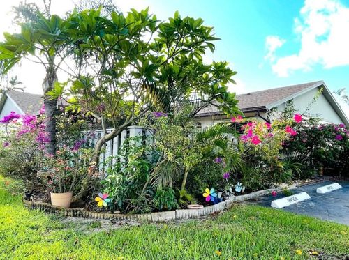 13-b-8090 Ambach Way, Hypoluxo, FL, 33462-6150 | Card Image