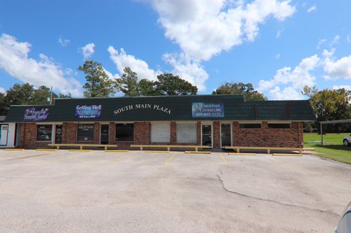 1037 S Main, Lumberton, TX, 77657-0000 | Card Image