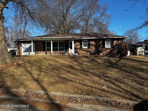 902 Wayne Ave, CALIFORNIA, MO, 65018-1361 | Card Image