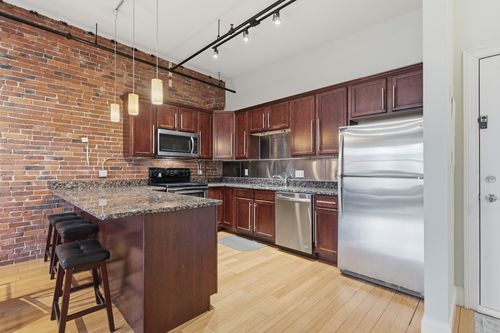 3a-61 Market St, Lowell, MA, 01852-6240 | Card Image
