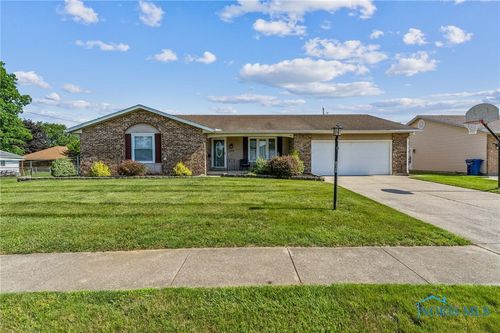 209 Barnsbury Dr, Lima, OH, 45804-3304 | Card Image
