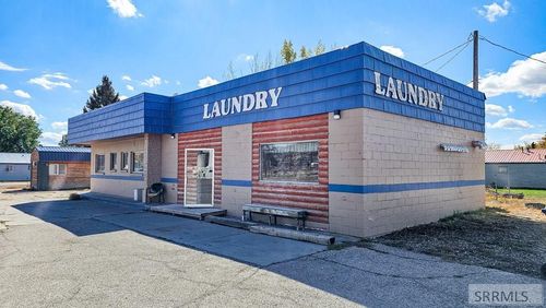 238 S Front St, Arco, ID, 83213 | Card Image