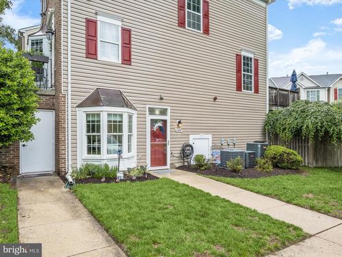 2426 Lizbec Ct, CROFTON, MD, 21114-3246 | Card Image