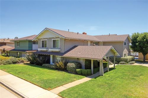 1960 Evergreen St, La Verne, CA, 91750 | Card Image