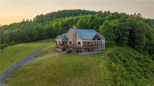 12645 Us Highway 21 S, Roaring Gap, NC, 28668 | Card Image