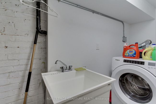 1267 King St W, Home with 10 bedrooms, 9 bathrooms and 2 parking in Toronto ON | Image 14