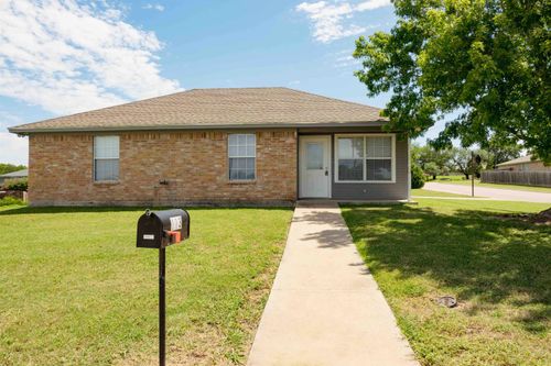 113 Burkett Dr, San Saba, TX, 76877-2917 | Card Image
