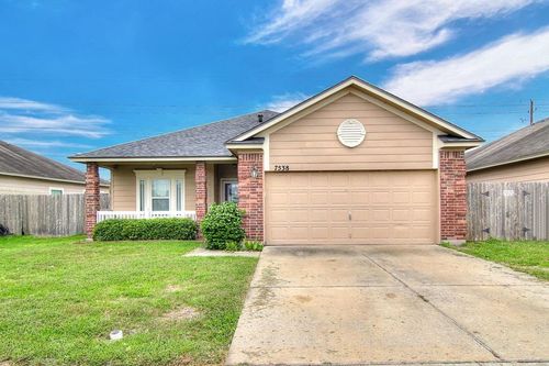 7538 Angelwing Dr, Corpus Christi, TX, 78414-6082 | Card Image
