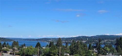 8269 S 118th Ct, Seattle, WA, 98178-5181 | Card Image