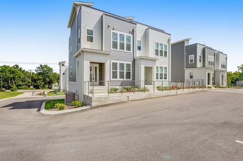 16-500 Creative Way, Madison, TN, 37115 | Card Image