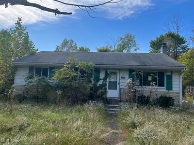 View of front of home | Image 1