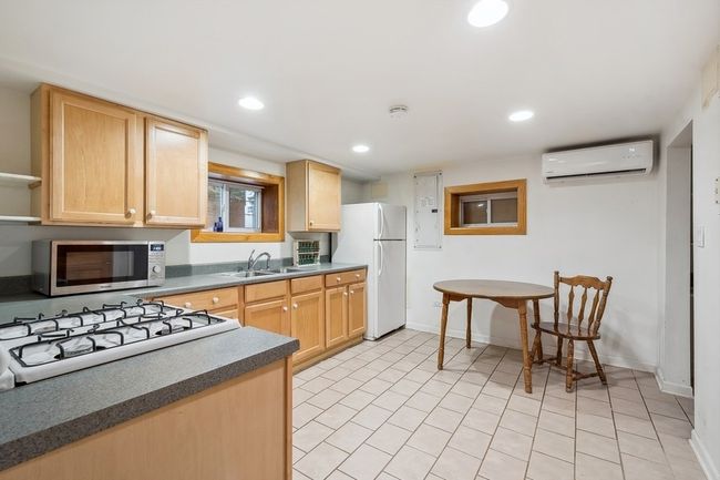606 Barton Ave, House other with 4 bedrooms, 3 bathrooms and 2 parking in Evanston IL | Image 17