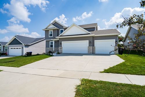 2512 Savanna Rd, Bloomington, IL, 61705-5229 | Card Image