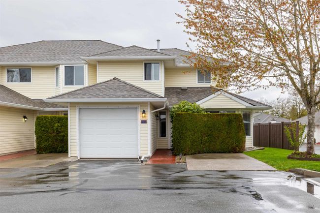 62 - 21928 48 Avenue, Townhouse with 3 bedrooms, 2 bathrooms and 3 parking in Langley BC | Image 1