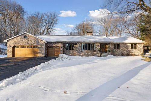 2320 Timber Trl E, Maplewood, MN, 55119-5820 | Card Image