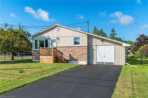 18 Laidlaw St, Hagersville, ON, N0A1H0 | Card Image