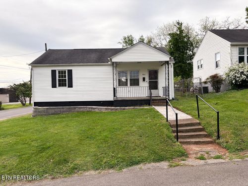 960 Maynard Ave, Knoxville, TN, 37917-3723 | Card Image