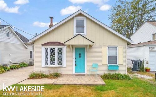 37861 Elmlane, Harrison Twp, MI, 48045-2713 | Card Image