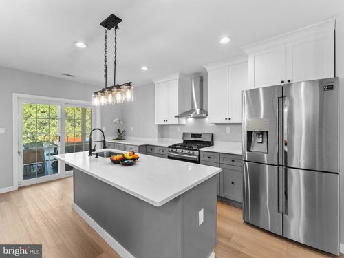 120 Bridge St, MORTON, PA, 19070-2003 | Card Image