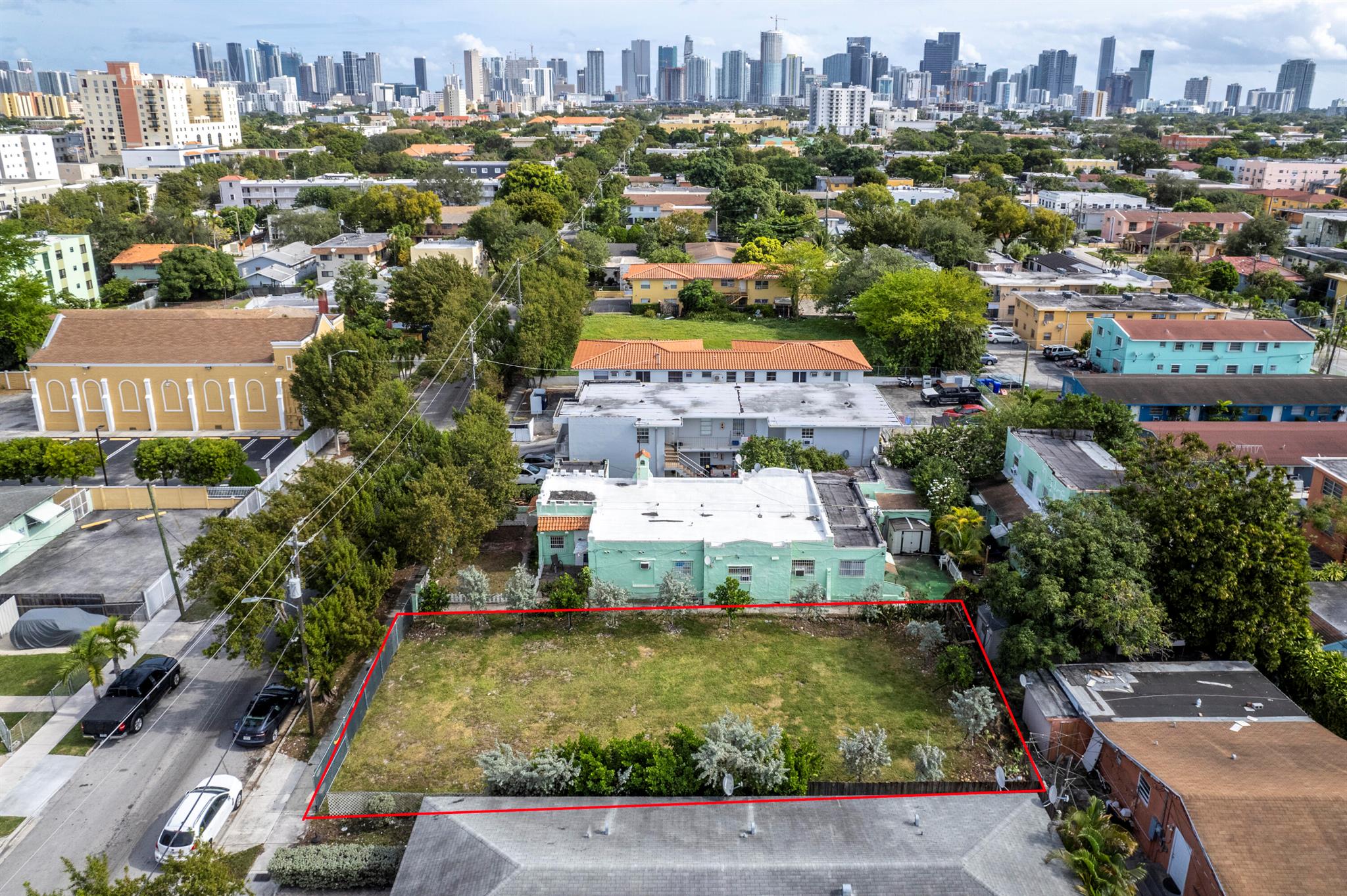 1568 Sw 3rd Street, For Sale in Miami Zoocasa