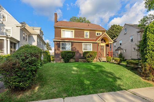 319 Allen Street, Syracuse, NY, 13210 | Card Image