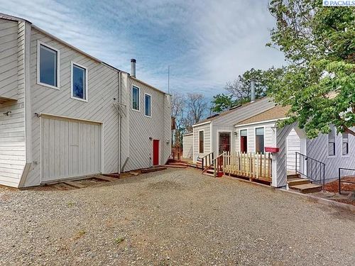 1107 N Arthur St, Kennewick, WA, 99336-1554 | Card Image