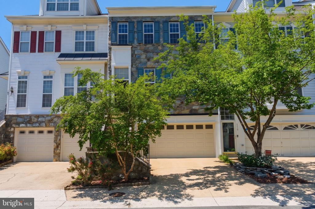 Residential in ALEXANDRIA 3