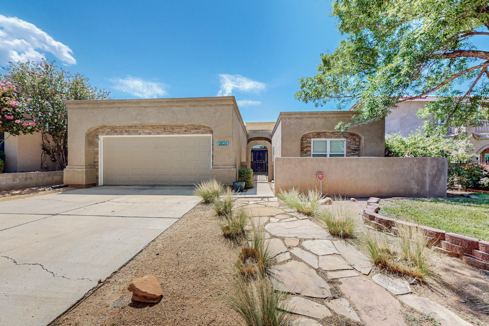 Seligman Ave, Albuquerque, NM 87109