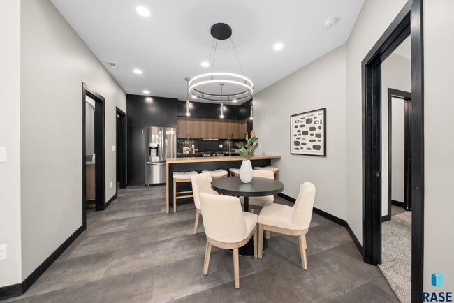 8617 W Shoreline Pl, Townhouse with 3 bedrooms, 3 bathrooms and null parking in Sioux Falls SD | Image 6